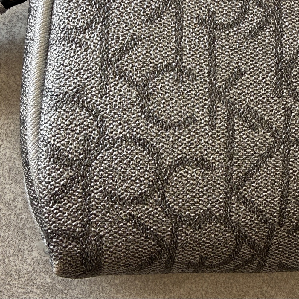 NWOT CK CALVIN KLEIN Logo Makeup Bag Cosmetic Pouch - Picture 5 of 12